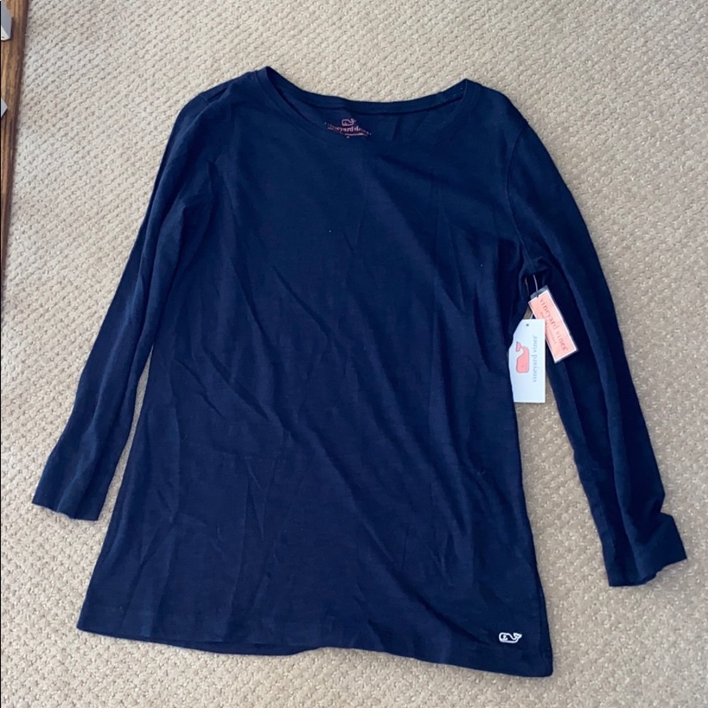 navy shirt